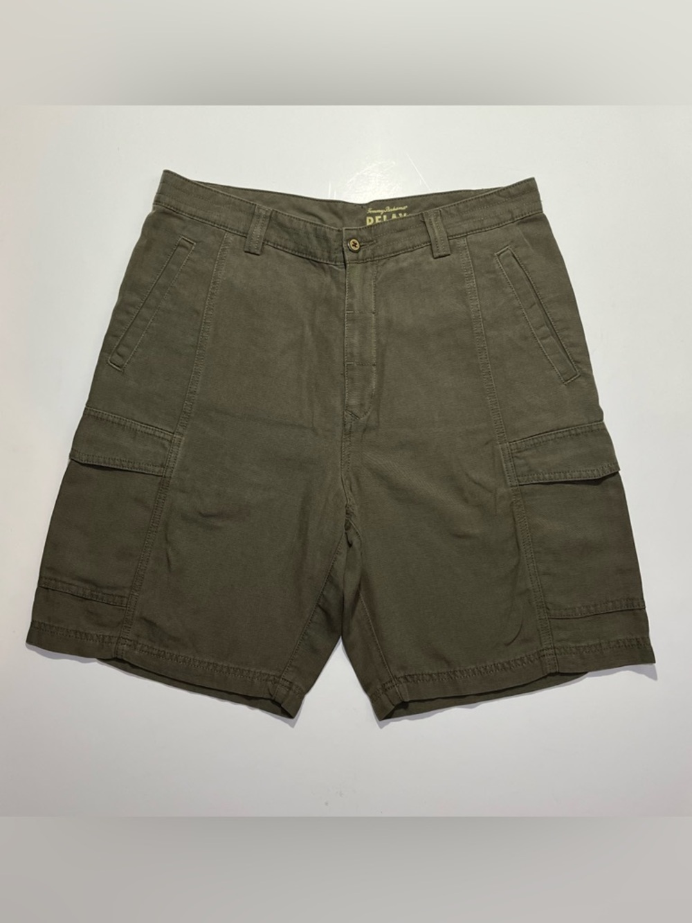 Men’s Tommy Bahama Relax Cargo Shorts, Size 33, Inseam 9” Dark Green